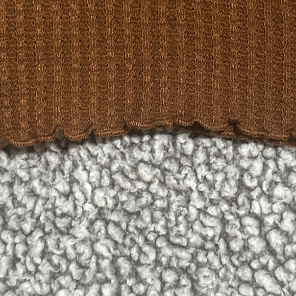 80s Sienna Brown bell sleeve crop top - Picture 3 of 6